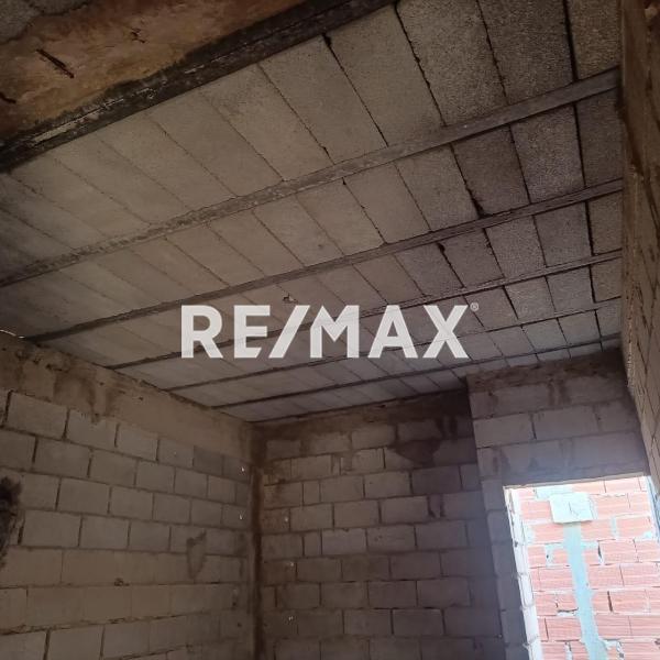 Casa en Venta. Conjunto cerrado.