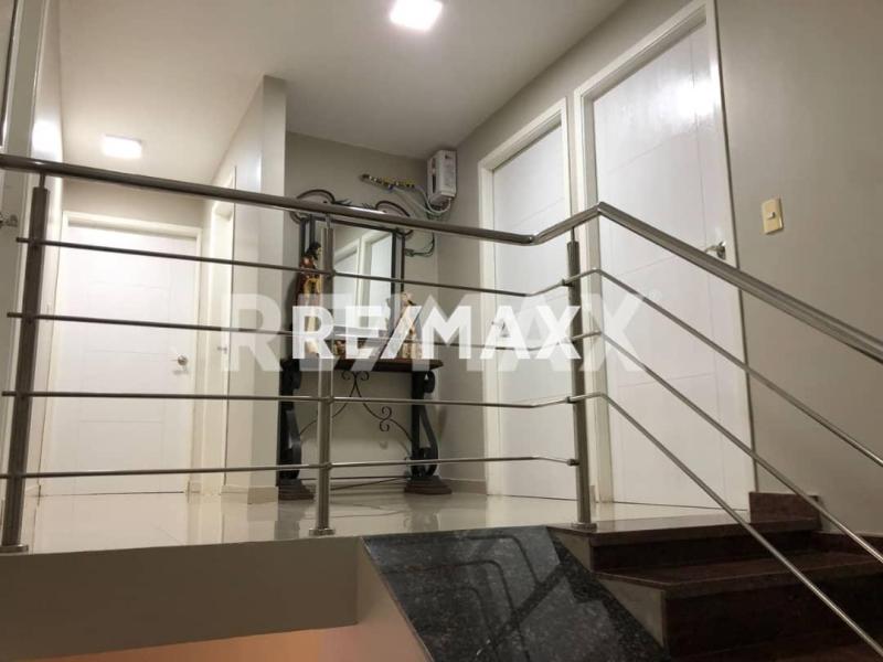 Casa en venta Urb. Villa Sol. Puerta Maraven