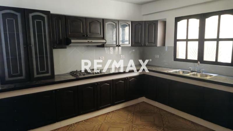 Casa en Venta. Urb. Santa Irene