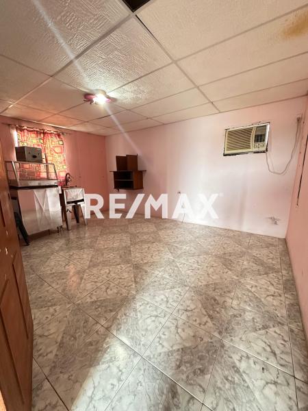 Casa en venta caja de agua punto fijo