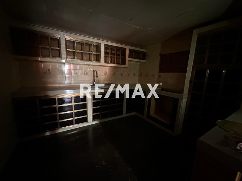 Casa en venta caja de agua punto fijo