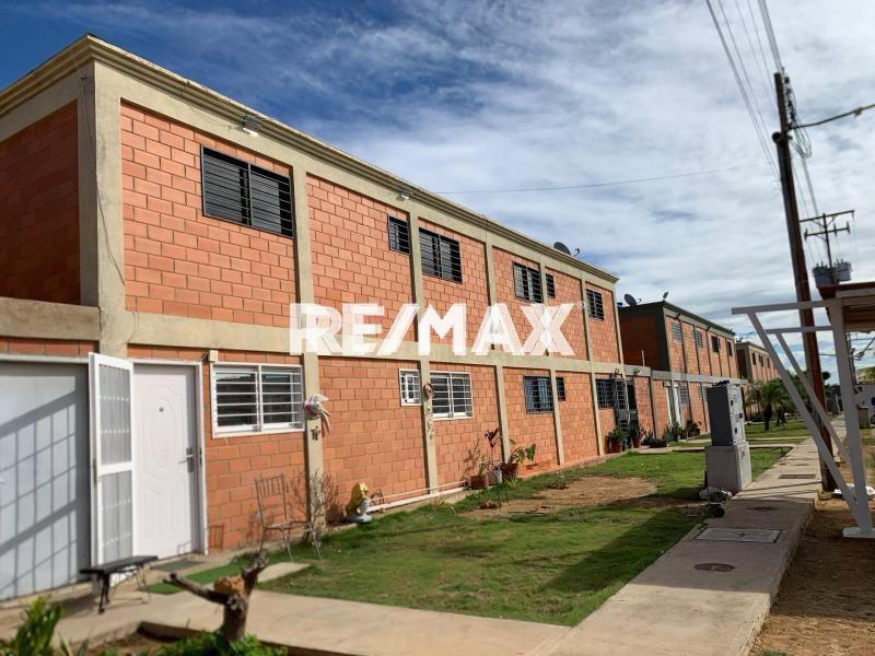 Apartamento en Alquiler Puerta Maraven Conjunto Cerrado