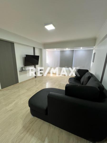 Apartamento en Alquiler Parque Residencial San Roman.