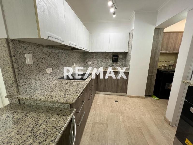 Apartamento en Alquiler Parque Residencial San Roman.