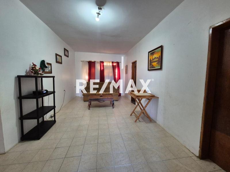 Casa en Venta, URB  San Rafael Via Judibana Municipio Los Taques
