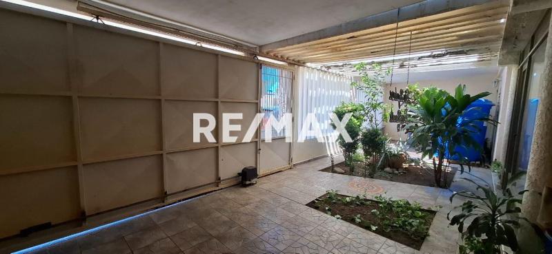 En Venta Casa o TownHouse Calle Doña Emilia, Guaranao, Punto Fijo, Carirubana, Falcón, 4167, VEN