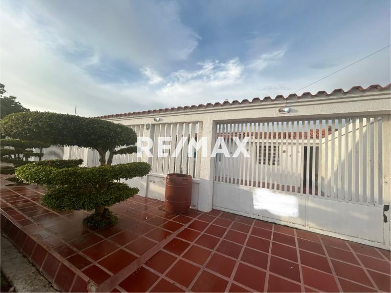 En Venta Casa o TownHouse Puerta Maraven, Cardón, Carirubana, Falcón, 4154, VEN