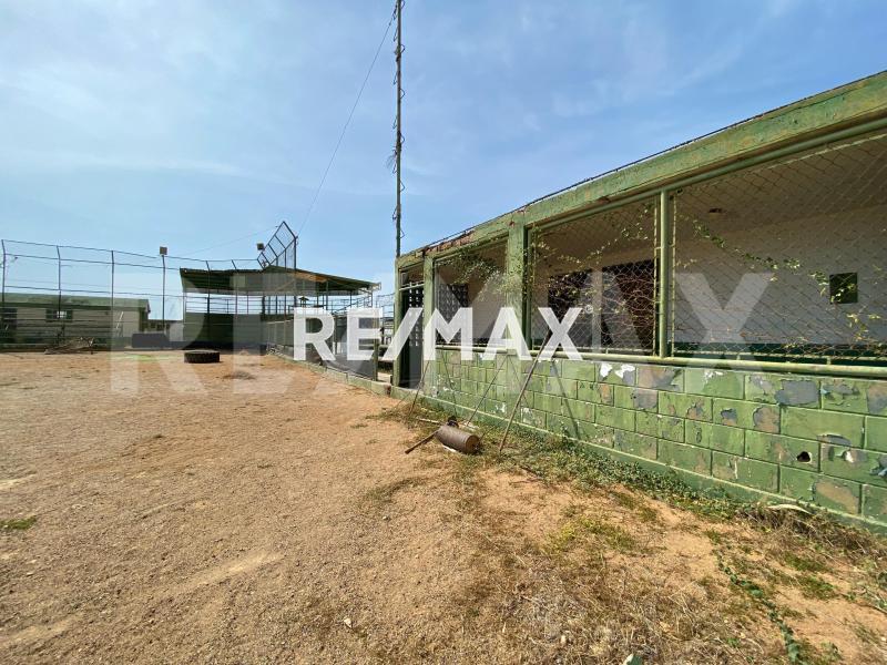 En Venta Club Calle Tamare, Puerta Maraven, Punto Fijo, Carirubana, Punta Cardón, Falcón, VEN