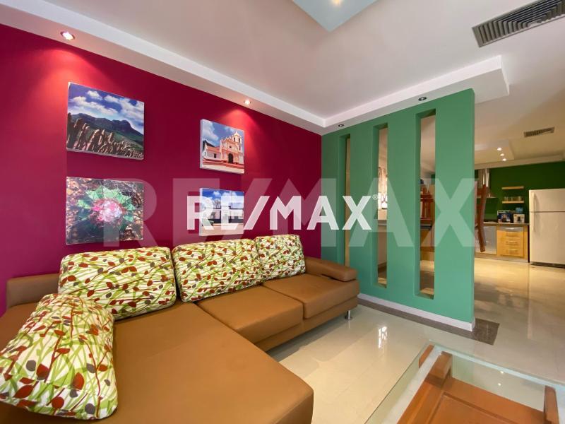 En Venta Hotel Los Taques, Falcón, VEN