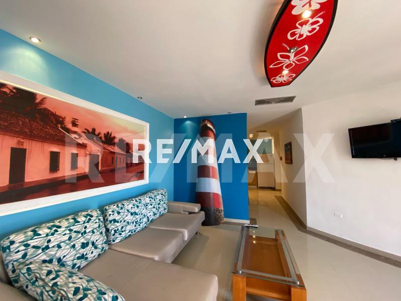 En Venta Hotel Los Taques, Falcón, VEN