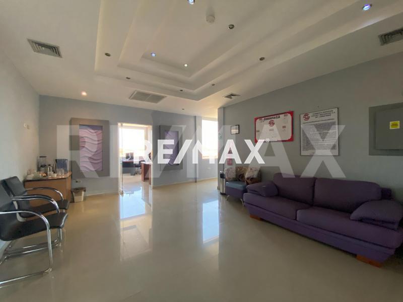 En Venta Hotel Los Taques, Falcón, VEN