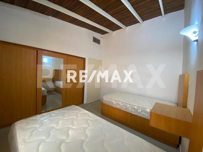 En Venta Hotel Los Taques, Falcón, VEN