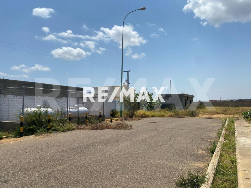 En Venta Hotel Los Taques, Falcón, VEN