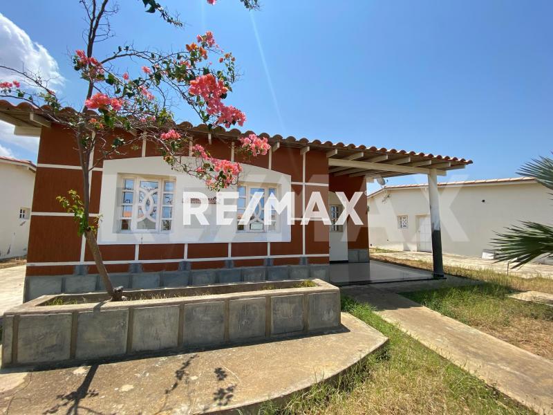 En Venta Hotel Los Taques, Falcón, VEN