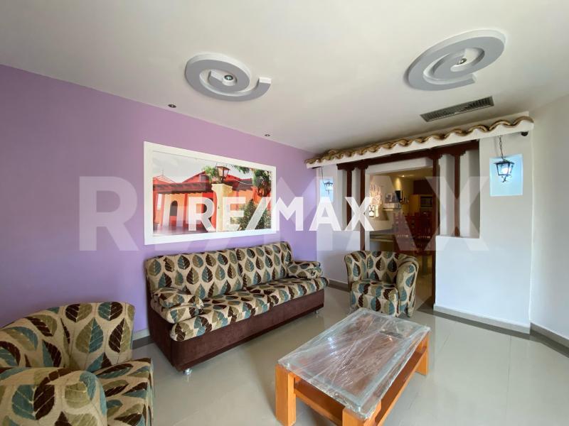 En Venta Hotel Los Taques, Falcón, VEN