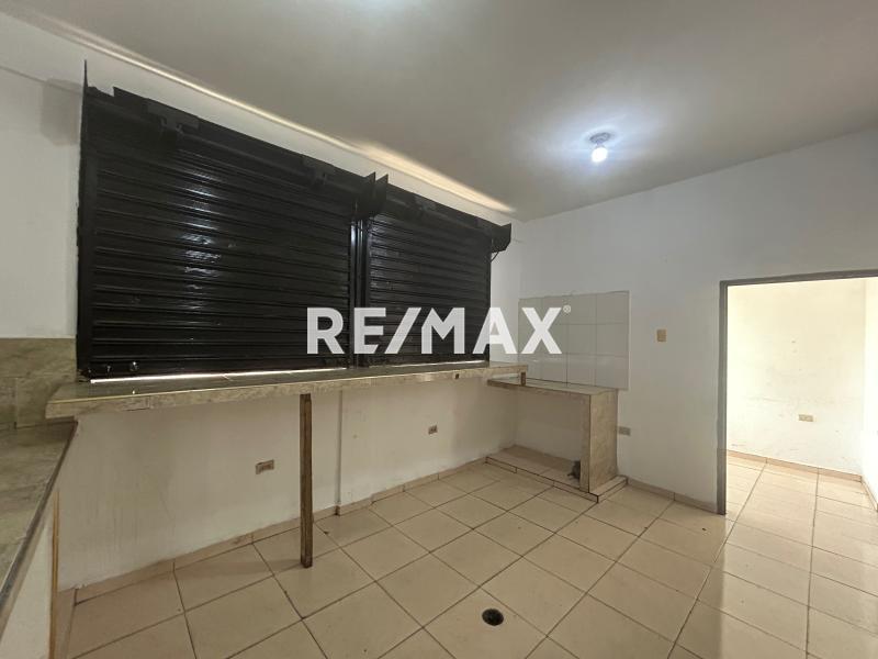 En Alquiler Casa o TownHouse Calle Libertad, Centro, Punto Fijo, Carirubana, Falcón, 4102, VEN