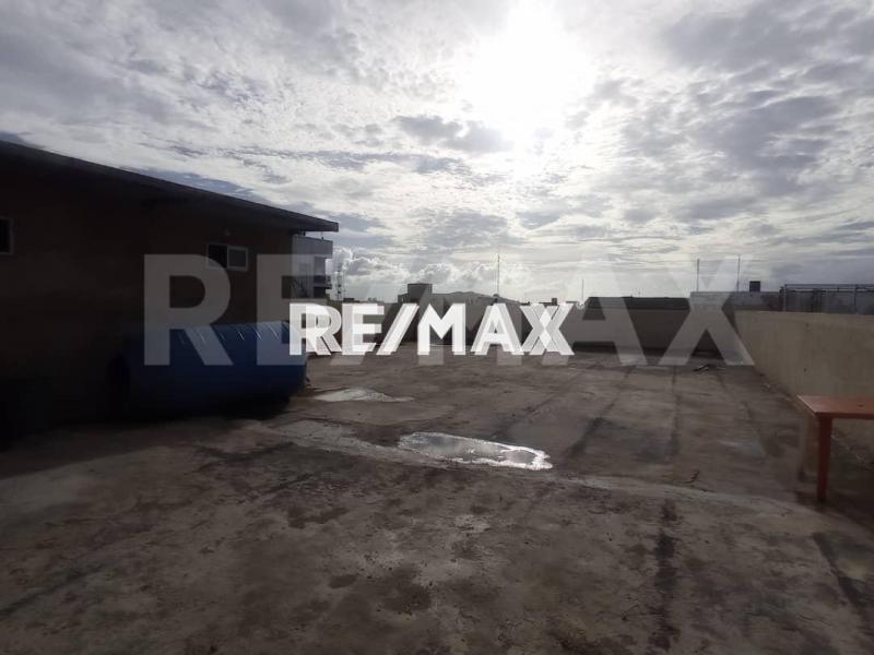 En Alquiler Edificio Calle Ecuador, Carirubana, Falcón, 4102, VEN