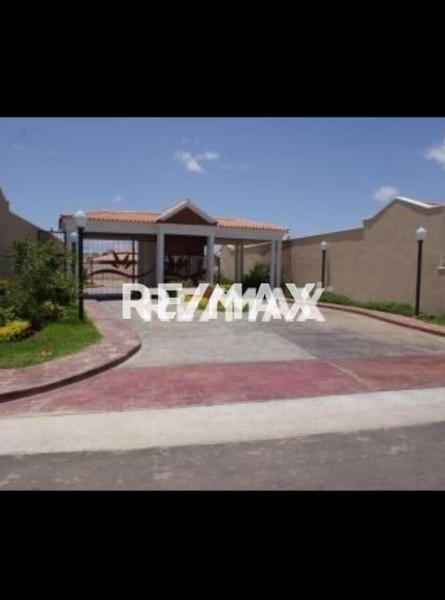 En Venta Terreno y Parcela Conjunto Residencial Casacoima Village