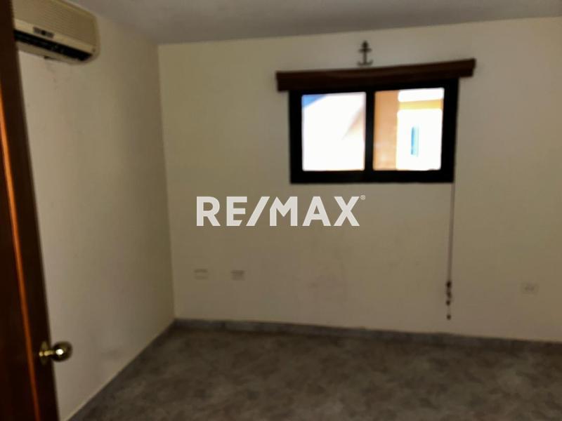 En Venta Apartamento R-3, Villa Marina, Los Taques, Falcón, VEN