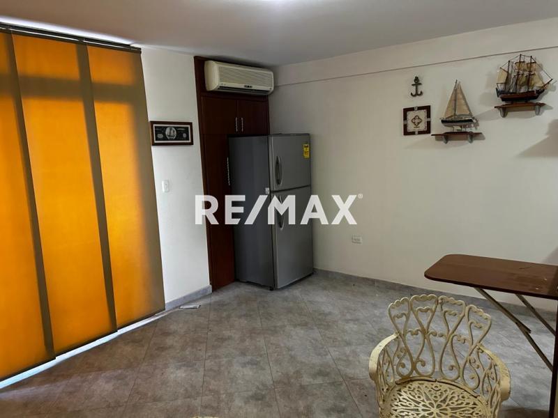 En Venta Apartamento R-3, Villa Marina, Los Taques, Falcón, VEN