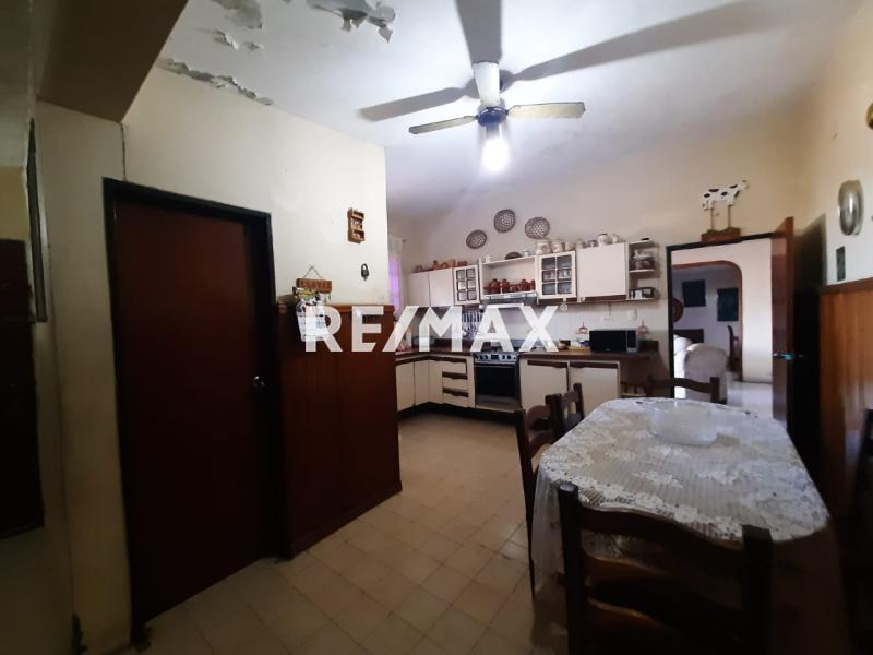 En Venta Casa o TownHouse Los Caciques, Punto Fijo, Municipio Carirubana del Estado Falcon, VEN.