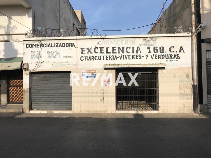 En Venta Local Comercial Calle Colombia, Centro, Punto Fijo, Carirubana, Falcón, 4102, VEN