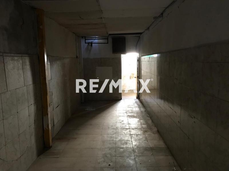 En Venta Local Comercial Calle Colombia, Centro, Punto Fijo, Carirubana, Falcón, 4102, VEN