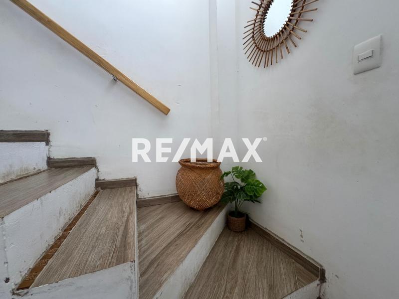 En Venta Casa o TownHouse Urb. Los Roques. Puerta Maraven