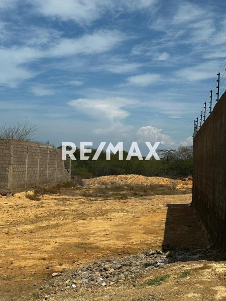 En Venta Terreno y Parcela Puerta Maraven, Cardón, Carirubana, Falcón, 4167, VEN