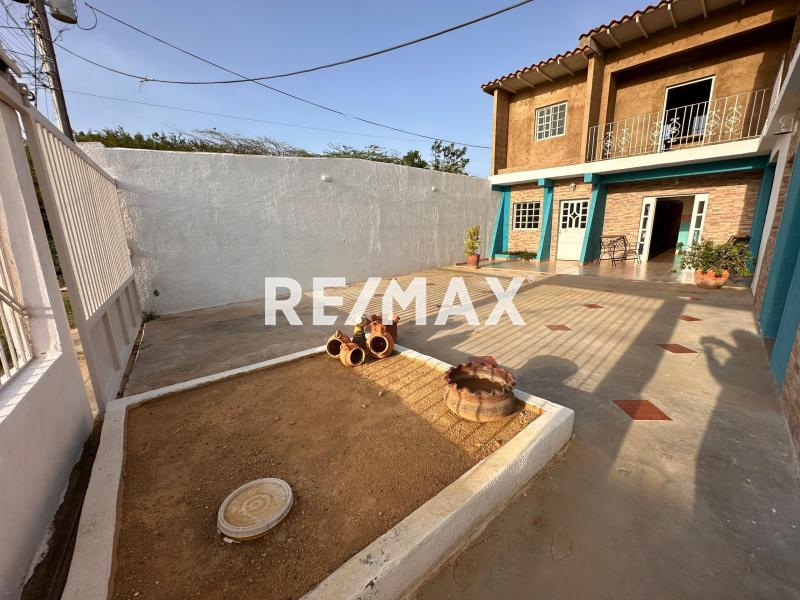 En Venta Casa o TownHouse Guanadito, Los Taques, Falcón, 4148, VEN