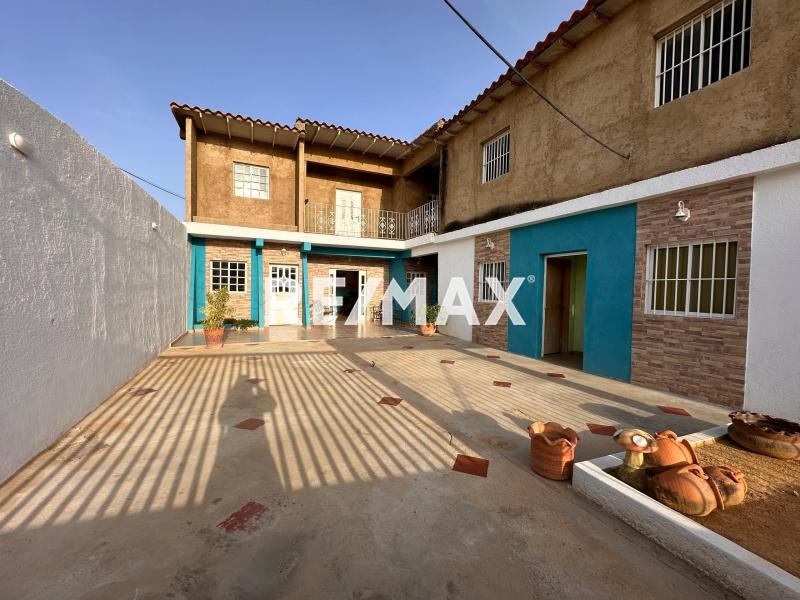 En Venta Casa o TownHouse Guanadito, Los Taques, Falcón, 4148, VEN