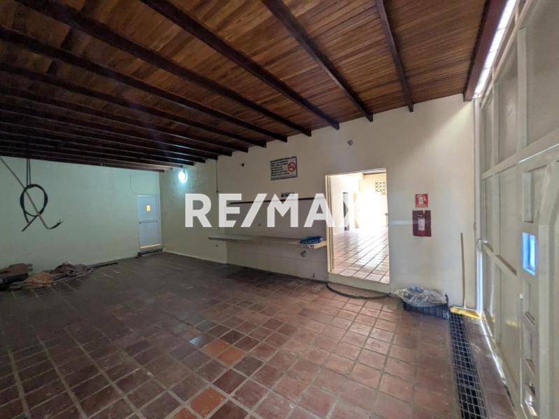 En Venta Local Comercial Judibana, Los Taques, Falcón, 4148, VEN