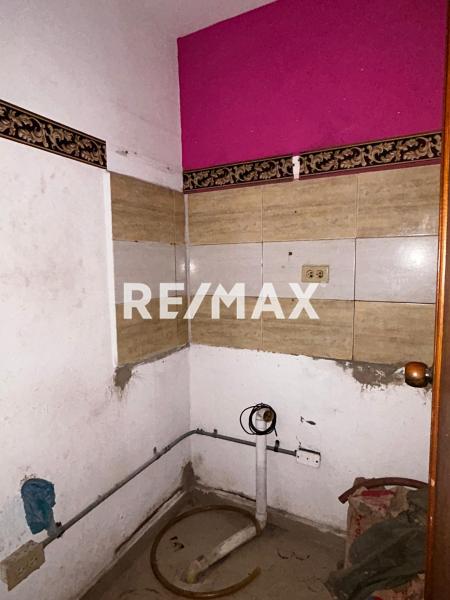 En Venta Local Comercial Calle Bolivia, Centro, Punto Fijo, Carirubana, Falcón, 4102, VEN