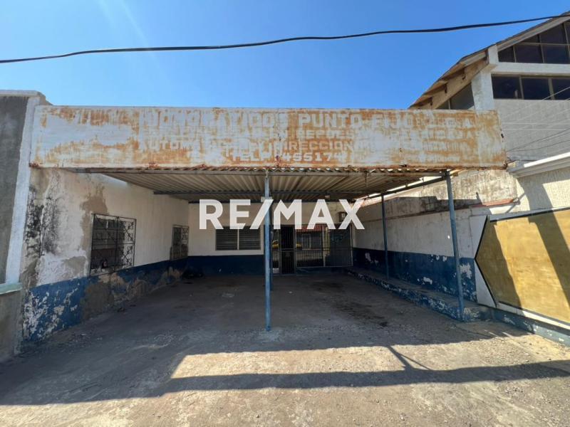 En Alquiler Local Comercial Calle Libertad, Centro, Punto Fijo, Carirubana, Falcón, 4102, VEN