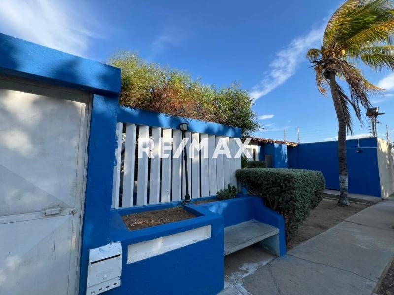 En Alquiler Casa o TownHouse Sector Zarabon, urb Virtudes I Punto Fijo, Edo Falcon