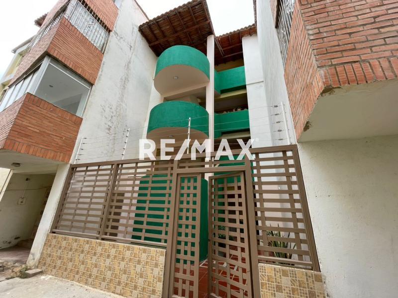 En Venta Apartamento Calle 5, Balcones de Paraguana, Cardón, Carirubana, Falcón, 4154, VEN
