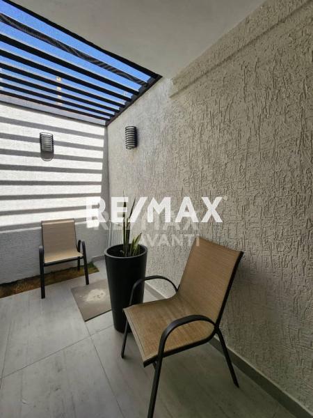 En Alquiler Casa o TownHouse Puerta Maraven