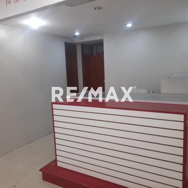 En Venta Local Comercial C.C. Las Virtudes Punto Fijo Estado Falcon