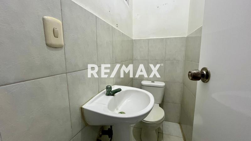 En Alquiler Casa o TownHouse Puerta Maraven. Punto Fijo, Edo Falcón.