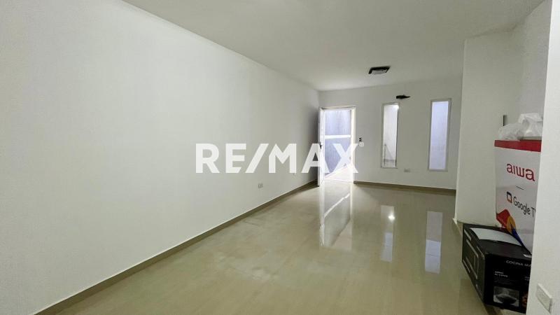 En Alquiler Casa o TownHouse Puerta Maraven. Punto Fijo, Edo Falcón.