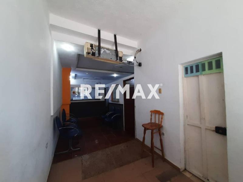 En Alquiler Local Comercial Calle Comercio, Carirubana, Punto Fijo, Carirubana, Falcón, 4102, VEN