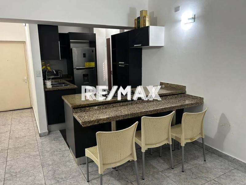 En Alquiler Apartamento Urb Zarabon