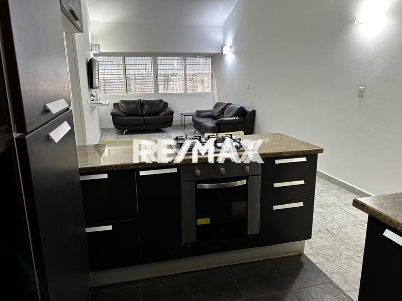 En Alquiler Apartamento Urb Zarabon