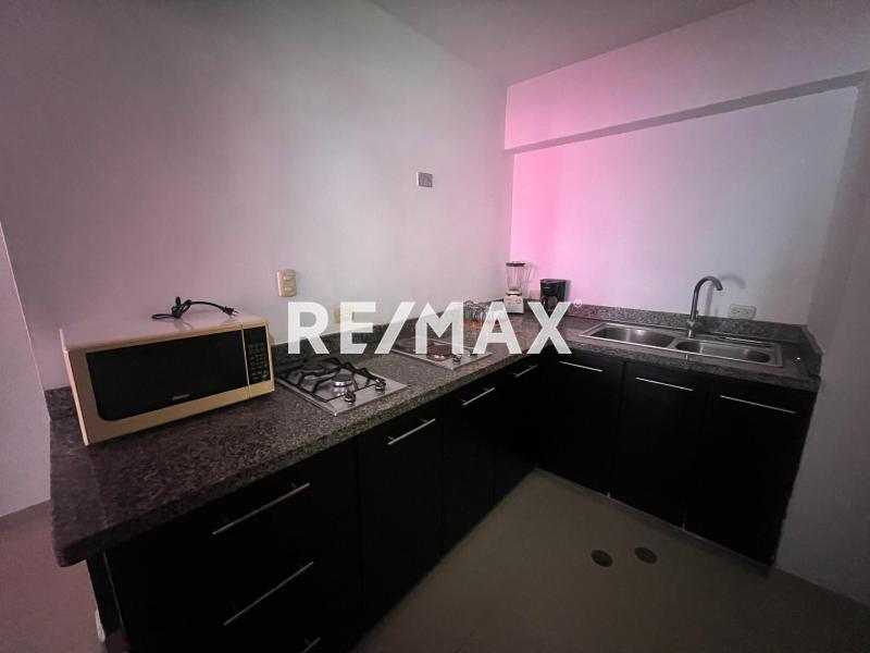 En Alquiler Apartamento Urb Zarabon