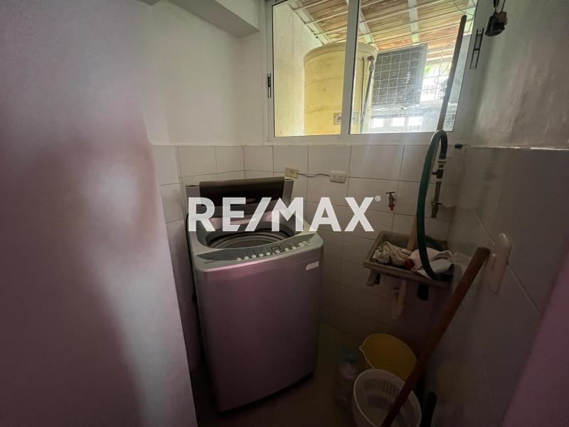 En Alquiler Apartamento Urb Zarabon