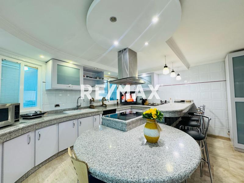 En Venta Casa o TownHouse Avenida Luis Beltrán Prieto Figueroa, Caja de Agua, Punto Fijo, Falcón, 4102, VEN