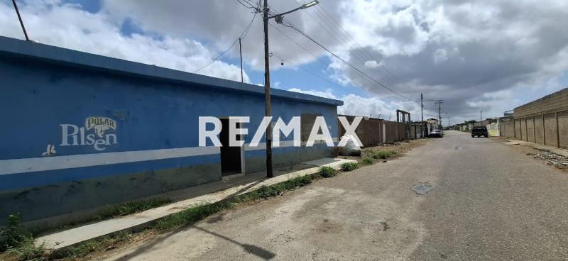 En Venta Local Comercial Centro Comercial Sambil Paraguaná, Punto Fijo, Edo. Falcón, VEN.