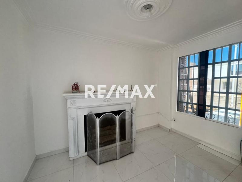 En Venta Casa o TownHouse PUERTA MARAVEN , CALLE SAN ROMAN