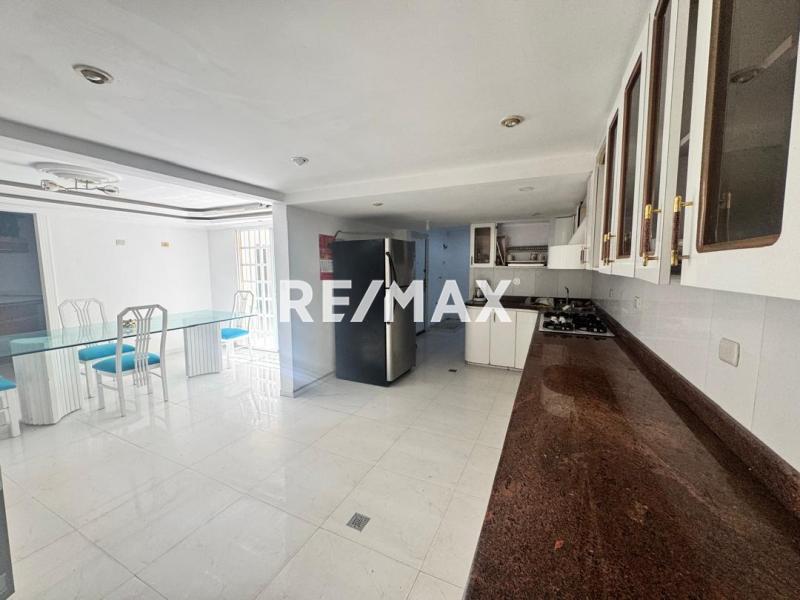 En Venta Casa o TownHouse PUERTA MARAVEN , CALLE SAN ROMAN