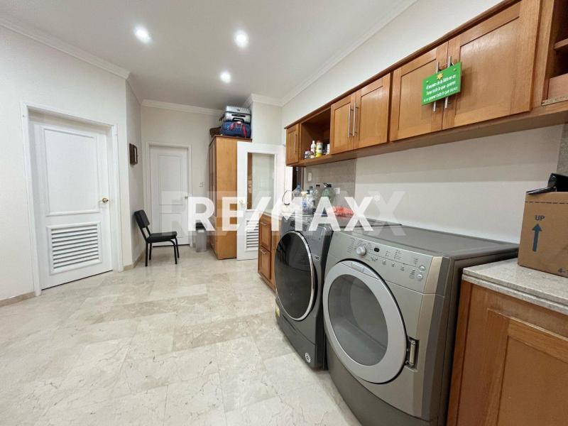 En Venta Casa o TownHouse PUERTA MARAVEN , CALLE SAN ROMAN